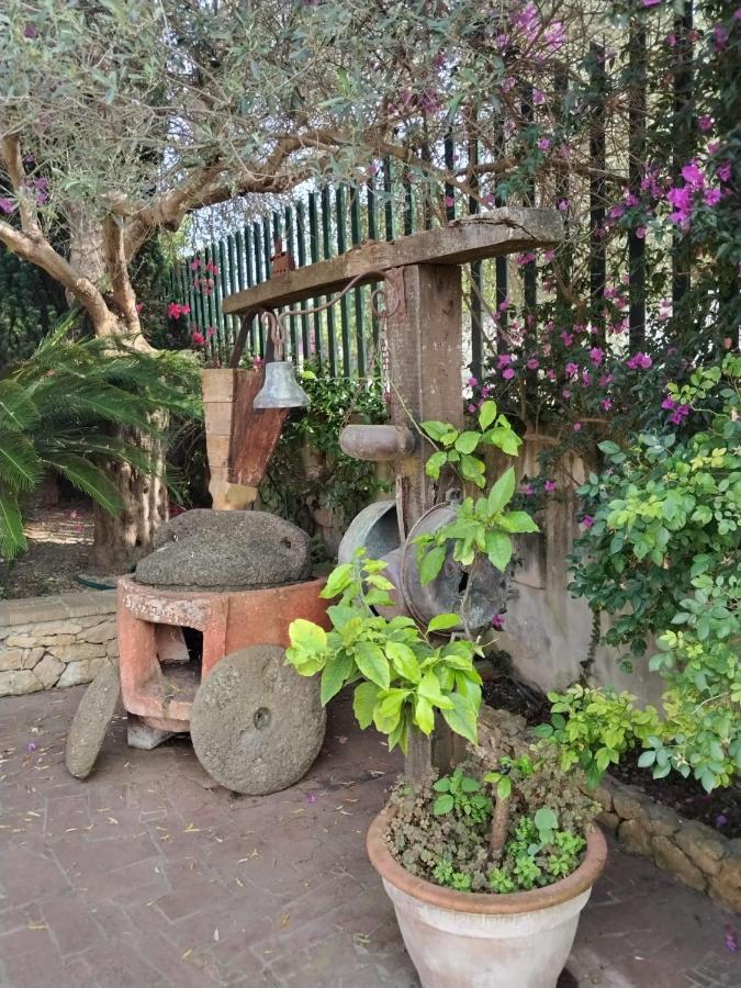 Il Casale Del Cortonese Apartman Sassari Kültér fotó